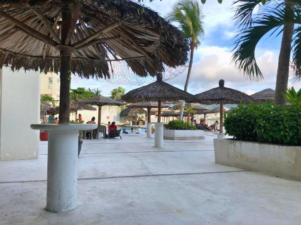 Suite 1808 By Suites Victoria Acapulco Eksteriør billede
